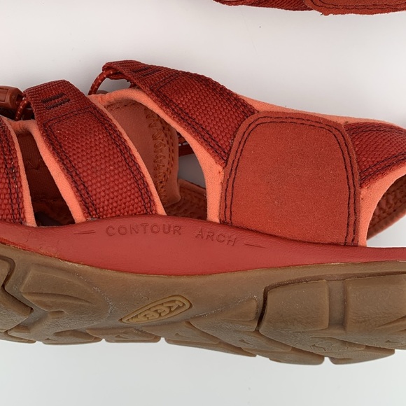 Keen woman’s size 9.5 pink and orange outdoor water hiking shoes - Picture 11 of 11